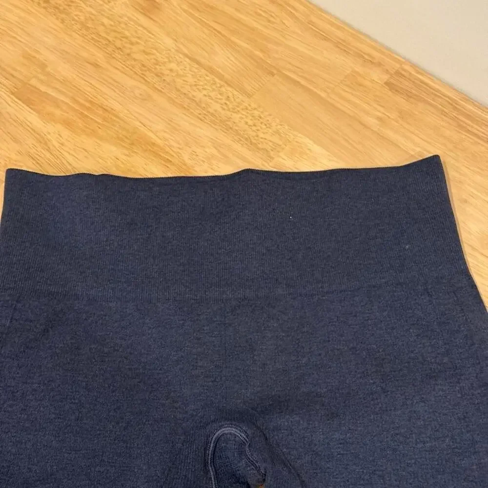 Lululemon Navy Blue Ruched Crop Leggings Size 6 Textured Yoga Pants